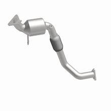 Load image into Gallery viewer, Magnaflow Catalytic Converter Direct Fit Magnaflow 07-08 Audi Q7 3.6L Direct Fit Converter
