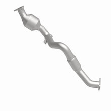 Load image into Gallery viewer, Magnaflow Catalytic Converter Direct Fit Magnaflow 07-08 Audi Q7 3.6L Direct Fit Converter
