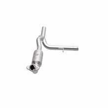 Load image into Gallery viewer, Magnaflow Catalytic Converter Direct Fit Magnaflow 07-08 Ford F-150 4.6L Direct Fit Converter
