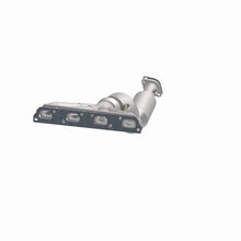 Load image into Gallery viewer, Magnaflow Catalytic Converter Direct Fit Magnaflow 07-08 Mini Cooper 1.6L Direct Fit Catalytic Converter
