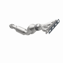 Load image into Gallery viewer, Magnaflow Catalytic Converter Direct Fit Magnaflow 07-08 Mini Cooper 1.6L Direct Fit Catalytic Converter
