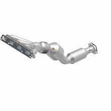 Load image into Gallery viewer, Magnaflow Catalytic Converter Direct Fit Magnaflow 07-08 Mini Cooper 1.6L Direct Fit Catalytic Converter
