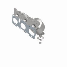 Load image into Gallery viewer, Magnaflow Catalytic Converter Direct Fit Magnaflow 07-09 Hyundai Santa Fe 3.3L Direct Fit Converter

