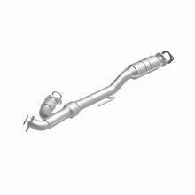 Load image into Gallery viewer, Magnaflow Catalytic Converter Direct Fit Magnaflow 07-09 Nissan Altima 3.5L Direct Fit Converter
