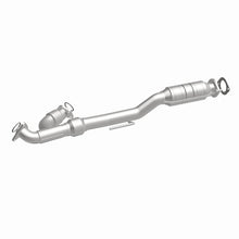 Load image into Gallery viewer, Magnaflow Catalytic Converter Direct Fit Magnaflow 07-09 Nissan Altima 3.5L Direct Fit Converter
