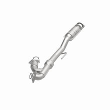 Load image into Gallery viewer, Magnaflow Catalytic Converter Direct Fit Magnaflow 07-09 Nissan Altima 3.5L Direct Fit Converter
