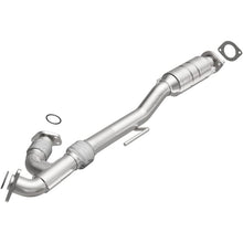 Load image into Gallery viewer, Magnaflow Catalytic Converter Direct Fit Magnaflow 07-09 Nissan Altima 3.5L Direct Fit Converter
