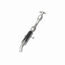 Load image into Gallery viewer, Magnaflow Catalytic Converter Direct Fit Magnaflow 07-11 Toyota Yaris 1.5L Direct Fit Converter
