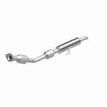Load image into Gallery viewer, Magnaflow Catalytic Converter Direct Fit Magnaflow 07-11 Toyota Yaris 1.5L Direct Fit Converter
