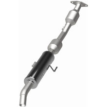 Load image into Gallery viewer, Magnaflow Catalytic Converter Direct Fit Magnaflow 07-11 Toyota Yaris 1.5L Direct Fit Converter
