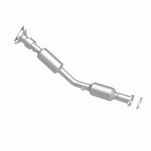 Load image into Gallery viewer, Magnaflow Catalytic Converter Direct Fit Magnaflow 08-11 Chevrolet HHR 2.2L Direct Fit Converter
