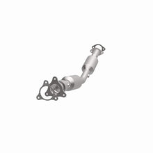 Load image into Gallery viewer, Magnaflow Catalytic Converter Direct Fit Magnaflow 08-11 Chevrolet HHR 2.2L Direct Fit Converter
