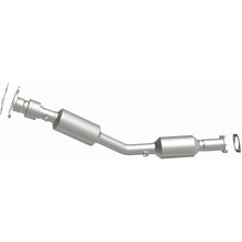 Load image into Gallery viewer, Magnaflow Catalytic Converter Direct Fit Magnaflow 08-11 Chevrolet HHR 2.2L Direct Fit Converter
