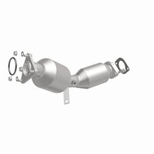 Load image into Gallery viewer, Magnaflow Catalytic Converter Direct Fit Magnaflow 09-12 Infiniti FX35 3.5L Direct Fit Converter
