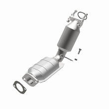 Load image into Gallery viewer, Magnaflow Catalytic Converter Direct Fit Magnaflow 09-12 Infiniti FX35 3.5L Direct Fit Converter
