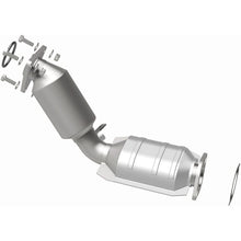 Load image into Gallery viewer, Magnaflow Catalytic Converter Direct Fit Magnaflow 09-12 Infiniti FX35 3.5L Direct Fit Converter
