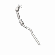 Load image into Gallery viewer, Magnaflow Catalytic Converter Direct Fit Magnaflow 09-13 Volkswagen Tiguan 2.0L Direct Fit Converter
