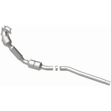 Load image into Gallery viewer, Magnaflow Catalytic Converter Direct Fit Magnaflow 09-13 Volkswagen Tiguan 2.0L Direct Fit Converter
