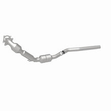 Load image into Gallery viewer, Magnaflow Catalytic Converter Direct Fit Magnaflow 09-13 Volkswagen Tiguan 2.0L Direct Fit Converter
