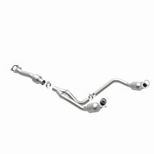 Load image into Gallery viewer, Magnaflow Catalytic Converter Direct Fit Magnaflow 09-14 Chevrolet Express 1500 4.3L Direct Fit Converter
