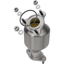 Load image into Gallery viewer, Magnaflow Catalytic Converter Direct Fit Magnaflow 10-11 Buick LaCrosse 3.6L Direct Fit Converter
