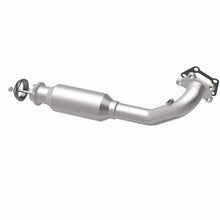 Load image into Gallery viewer, Magnaflow Catalytic Converter Direct Fit Magnaflow 10-11 Cadillac CTS 3.0L Direct Fit Converter
