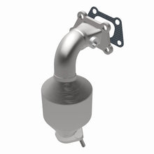 Load image into Gallery viewer, Magnaflow Catalytic Converter Direct Fit Magnaflow 10-11 Chevrolet Equinox 3.0L Direct Fit Converter
