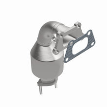 Load image into Gallery viewer, Magnaflow Catalytic Converter Direct Fit Magnaflow 10-11 Chevrolet Equinox 3.0L Direct Fit Converter
