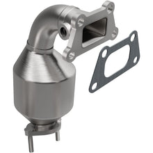 Load image into Gallery viewer, Magnaflow Catalytic Converter Direct Fit Magnaflow 10-11 Chevrolet Equinox 3.0L Direct Fit Converter
