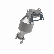 Load image into Gallery viewer, Magnaflow Catalytic Converter Direct Fit MagnaFlow 10-12 Chevrolet Equinox 3.0L  DF Converter
