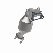 Load image into Gallery viewer, Magnaflow Catalytic Converter Direct Fit MagnaFlow 10-12 Chevrolet Equinox 3.0L  DF Converter
