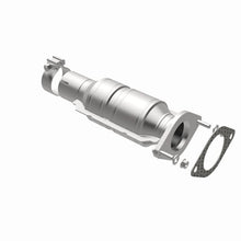 Load image into Gallery viewer, Magnaflow Catalytic Converter Direct Fit Magnaflow 11-12 Chevrolet Malibu 2.4L Direct Fit Converter
