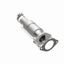 Load image into Gallery viewer, Magnaflow Catalytic Converter Direct Fit Magnaflow 11-12 Chevrolet Malibu 2.4L Direct Fit Converter
