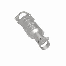 Load image into Gallery viewer, Magnaflow Catalytic Converter Direct Fit Magnaflow 11-12 Chevrolet Malibu 2.4L Direct Fit Converter
