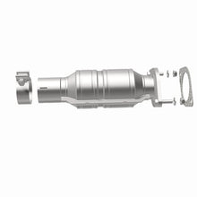 Load image into Gallery viewer, Magnaflow Catalytic Converter Direct Fit Magnaflow 11-12 Chevrolet Malibu 2.4L Direct Fit Converter
