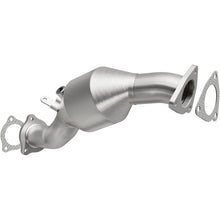 Load image into Gallery viewer, Magnaflow Catalytic Converter Direct Fit Magnaflow 11-15 Audi Q7 3.0L Direct Fit Converter

