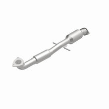 Load image into Gallery viewer, Magnaflow Catalytic Converter Direct Fit Magnaflow 12-13 Buick Verano 2.4L Direct Fit Converter
