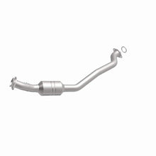 Load image into Gallery viewer, Magnaflow Catalytic Converter Direct Fit Magnaflow 12-17 Dodge Durango / 13-17 Jeep Grand Cherokee Direct Fit CARB Compliant Converter
