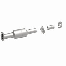 Load image into Gallery viewer, Magnaflow Catalytic Converter Direct Fit Magnaflow 12-17 Hyundai Accent 1.6L Direct Fit Converter
