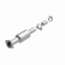 Load image into Gallery viewer, Magnaflow Catalytic Converter Direct Fit Magnaflow 12-17 Hyundai Accent 1.6L Direct Fit Converter
