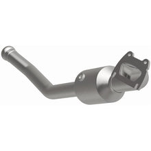 Load image into Gallery viewer, Magnaflow Catalytic Converter Direct Fit Magnaflow 13-15 Jeep Grand Cherokee 3.6L Direct Fit CARB Compliant Converter
