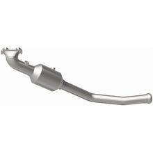 Load image into Gallery viewer, Magnaflow Catalytic Converter Direct Fit Magnaflow 13-15 Jeep Grand Cherokee 3.6L Direct Fit CARB Compliant Converter
