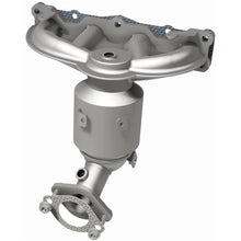 Load image into Gallery viewer, Magnaflow Catalytic Converter Direct Fit Magnaflow 13-17 Hyundai Santa Fe Sport 2.4L Direct Fit Cat Converter
