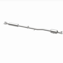Load image into Gallery viewer, Magnaflow Catalytic Converter Direct Fit Magnaflow 14-15 Kia Sportage 2.4L Direct Fit Cat Converter
