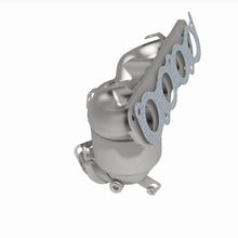 Load image into Gallery viewer, Magnaflow Catalytic Converter Direct Fit Magnaflow 14-16 Kia Forte 1.8L Direct Fit Cat Converter
