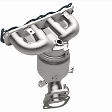 Load image into Gallery viewer, Magnaflow Catalytic Converter Direct Fit Magnaflow 14-16 Kia Forte 1.8L Direct Fit Cat Converter
