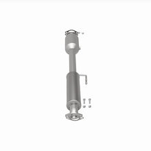 Load image into Gallery viewer, Magnaflow Catalytic Converter Direct Fit Magnaflow 14 Hyundai Sonata 2.4L Direct Fit Cat Converter
