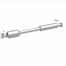 Load image into Gallery viewer, Magnaflow Catalytic Converter Direct Fit Magnaflow 14 Hyundai Sonata 2.4L Direct Fit Cat Converter
