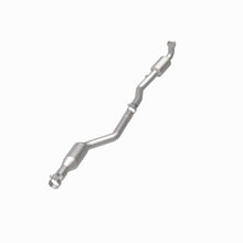 Load image into Gallery viewer, Magnaflow Catalytic Converter Direct Fit Magnaflow 2006 Mercedes-Benz SL500 5.0L Direct Fit Converter
