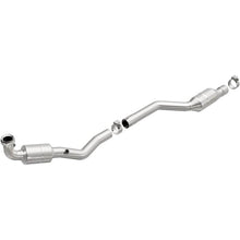 Load image into Gallery viewer, Magnaflow Catalytic Converter Direct Fit Magnaflow 2006 Mercedes-Benz SL500 5.0L Direct Fit Converter
